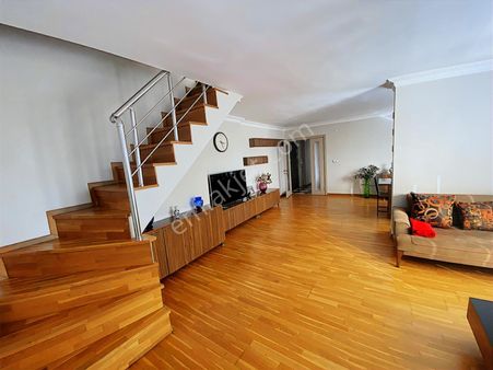 Site Mahallesi Atay Caddesi Üzerinde Satılık 4+1 Dubleks Daire