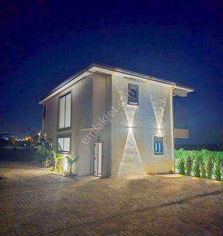 Kuşadası Davutlarda Tek Müstakil Eşyalı Fırsat Villa