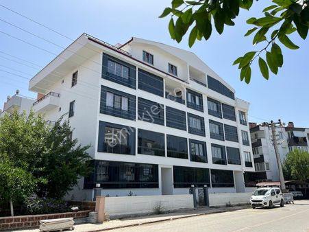 ▀jet Emlak'tan Doktorlar Sitesi Mevkiinde Geniş Teraslı Lüx 4+1