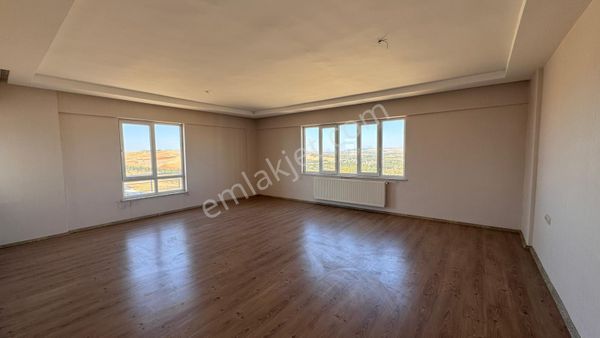 Hanedan Gyo'dan Beştepe'de Site İçerisinde Kiralık 4+1 Daire