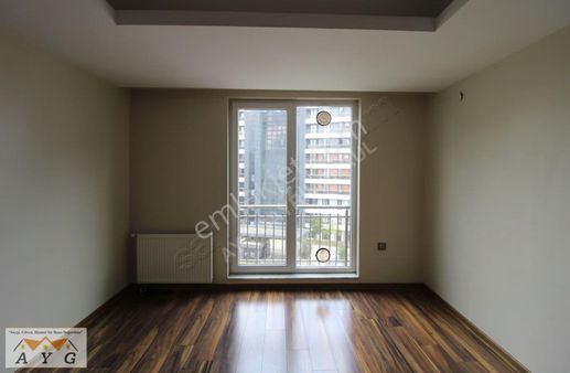 Kocaeli İzmit Üniversite Yolu Üzeri Siteiçi Kiralık Daire