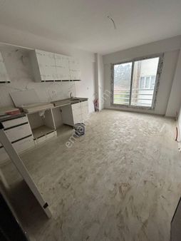 Tetik Emlaktan Sümer Mahallesi Satılık 1+1 Fırsat Daire