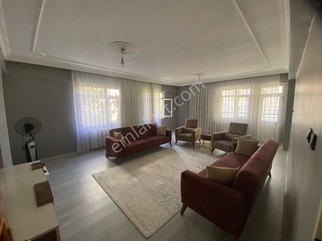 Diclekent Go Petrol Civarı Cadde Üzeri Satılık 3+1 Fırsat Daire