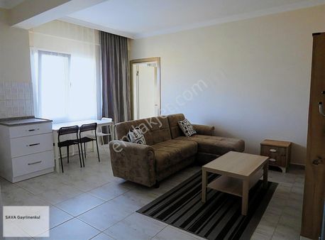 Urla Merkezde Otoparklı Site İçinde Geniş 1+1 Eşyalı Daire