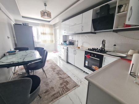 Realty Gate'ten Selçuklu Caddesi'nde Cadde Cepheli 4+1 Daire