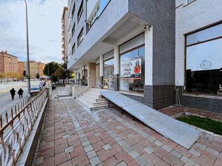 Kr Unity Den Cadde Cepheli 250 M2 Satılık İşyeri