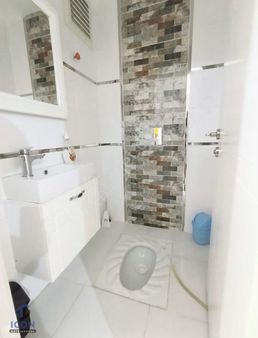 Icon'dan Akdeniz Mah'de Martı Civarı Geniş Oturumlu Eşyalı 2+1