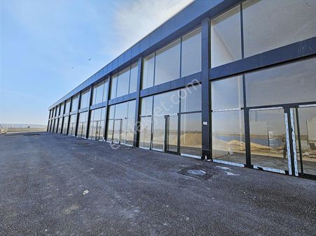 Yenikent'te Cadde Cepheli 90 M2 Dükkan - İmalathane