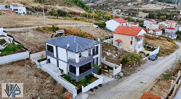 Bafra Vip Gymden Yakakent Merkezde Satılık Villa