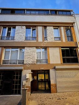 Kr Unity Den Büyükdere'de Geniş 1+1 Bakımlı Satılık Daire