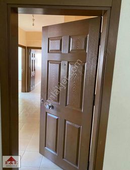 Akabe Sitelerinde Satılık Arakat 3+1 Daire