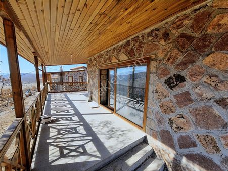 Çamlıdere De Müstakil 2+1 Özel Yapım Taş Villa.