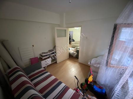 İncirli Sokakta 3+1 Satılık Daire