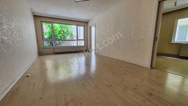 Türk Koleji 5 Bina, Aşağı Eğlence Yakını Satılık 3+1 Daire