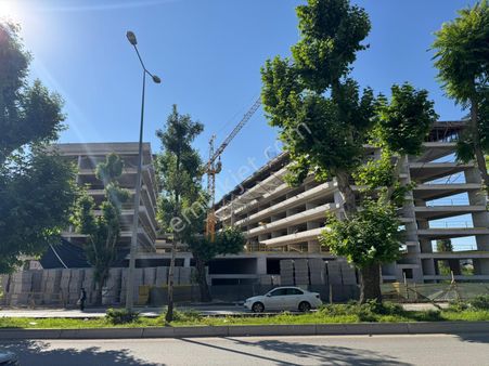 Avm Projesinin Olduğu Cadde De 1+1 Yüksek Kira Getirili