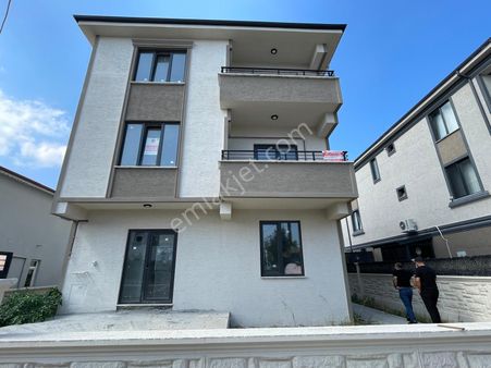 Konforlu Ve Aydınlık Sıfır 1+1 Daire