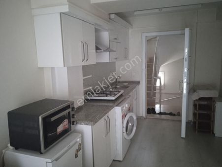 Metin Emlak'tan Cuma Mahallesinde Eşyalı 1+1 Daire