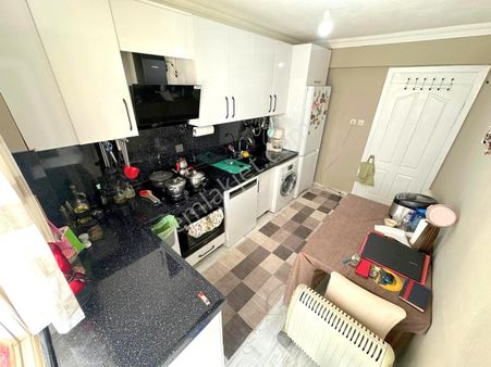 🟣 Güç Gayrimenkul'den Akçay'da Ayrı Mutfaklı Geniş Balkonlu Fırsat Satılık 2+1 Daire