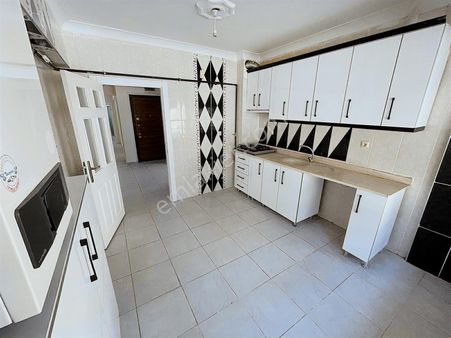 Yükseltepe Fırsat Daire 3+1 Geniş Fırsat Daire Sizi Bekliyor...