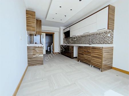 Ovacıkta 4 Bloklu 7/24 Güvenlikli Sitede Ara Kat 4+1