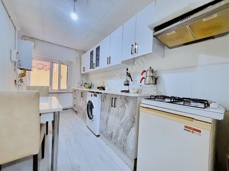 Yatırımlık Eşyalarıyla Birlikte Satılık 1+1 Daire....