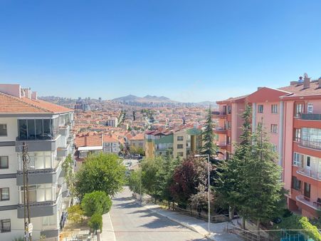 Eşsiz Manzaralı-bağımsız-3+1-iskanlı-arakat Fırsat Daire