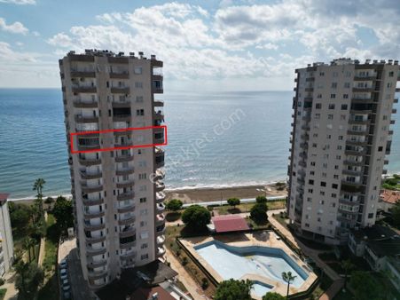 Thor'dan Onur Sitesi'nde Deniz Manzaralı Full Eşyalı 3+1 Daire