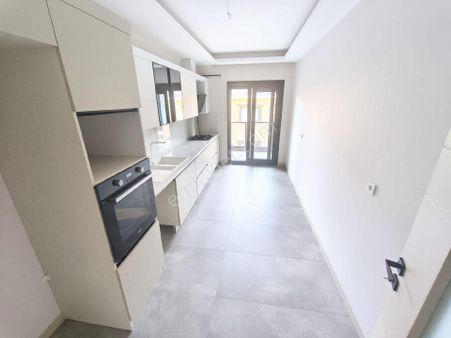 Demırköprü'de Satılık Teraslı Dubleks 3+1 Daire