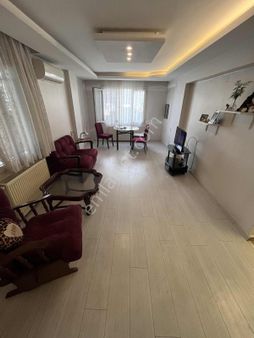 Göztepe Metro Yakını 3+1 100m2 Arakat İçi Yapılı Satılık Daire