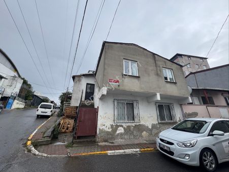 Hamidiye Mahallesinde Komple Satılık Bina