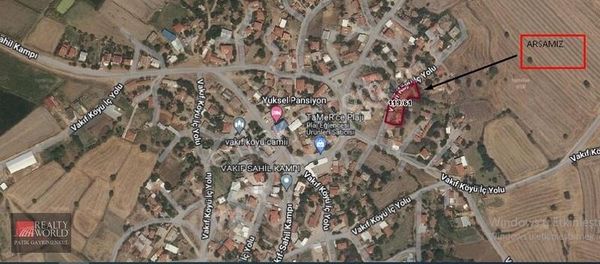 Enez Vakıf Köyünde,köy İçinde,1363m2 İmarlı Satılık Arsa