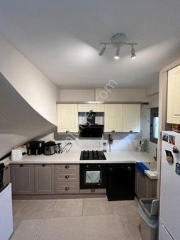 Bahriye Üçok Mahallesinde 3+1 Satılık Dubleks Daire