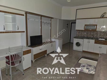 Royalest'ten Memur Binası Geniş, Bakımlı 1+1 Daire