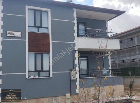 Düzenli Yatırımdan Başak Mahallesinde Müstakil 2 Katlı Ev