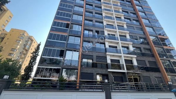 Mansuroğlu Mürdüm (matematik) Kafe Karşısında Yeni Binada