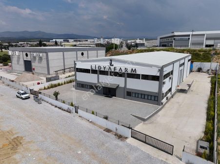Salihli Osb De Satılık 2000 M2 Kapalı Alanlı Depolama Tesisi