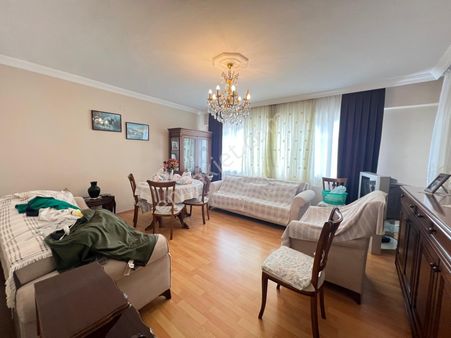 Loft'tan Kemalpaşa'da Kentsele Uygun Masrafsız 2+1 Arakat.