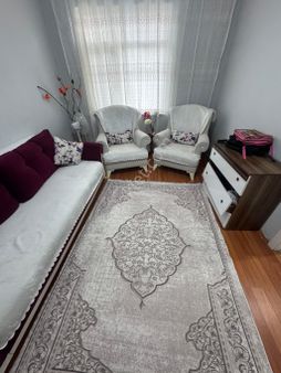 Cumhuriyet Parkına Yürüme Mesafesinde Satılık 2 + 1 Ara Kat