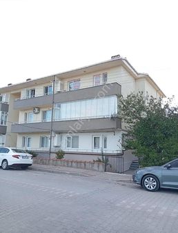 Demirler 17 Emlaktan Kiralık Sakarya Mahallesinde 2+1 Daire