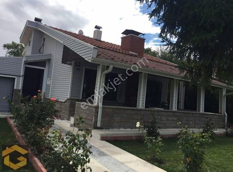 Ful+ful Yapılı Yeşildoğa Sitesi'nde Satılık 3+1 Süperlüx Villa