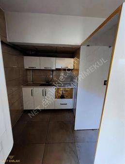 Net Emlak'tan Çarşı İçinde Kiralık Ofis