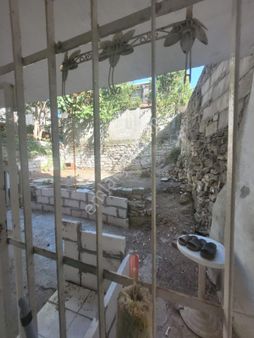 Fatih Kocamustafapaşa Sümbülefendi Perşembe Pazarı Belgratkapı Yolunda Boş Bahçekatı