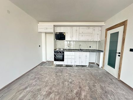 Yeşilova'da, Aydınlık Ve Ferah - Amerikan Mutfaklı 2+1 Daire