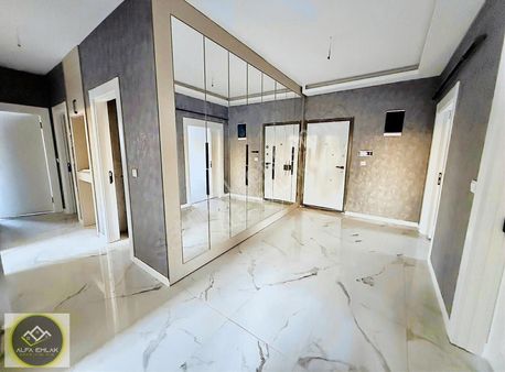 Saraykent'te Bulvar Cephe Oturuma Hazır Geniş 4+1 Daireler !!!