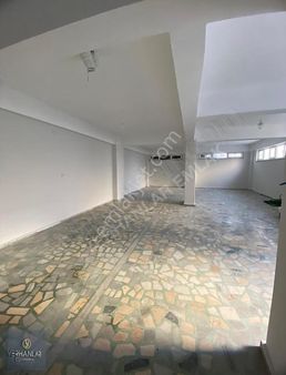 Arnavutköy Boğazköy Merkez Caddeye Cephe Kiralık Dükkan