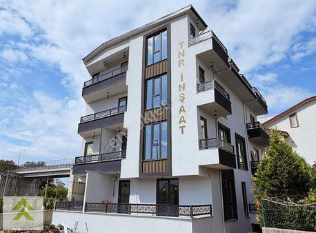 Kartepe Ataevler Mh'de Satılık 2+1 Ara Kat Daire