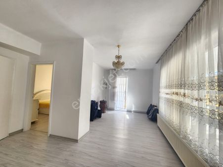 Kuşcağız Mahallesi Merkezi Lokasyonda Bağımsız 3+1 Satılık Daire