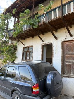 Yeşildere Satılık 2 Katlı Ev