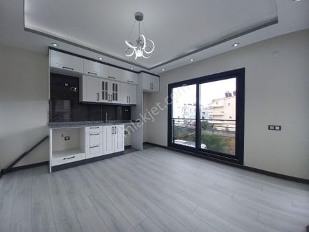 Didim Efeler Mah Merkezi Konumda Satılık 1+1 Ara Kat Daire