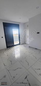 Kaya Emlaktan Ķumköyde Sıfır Havuzlu Trblex Villa Satılık